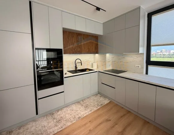 Qera Apartament 2+1+2 + Post Parkimi – Amma Rezidencë, Rruga Jordan Misja