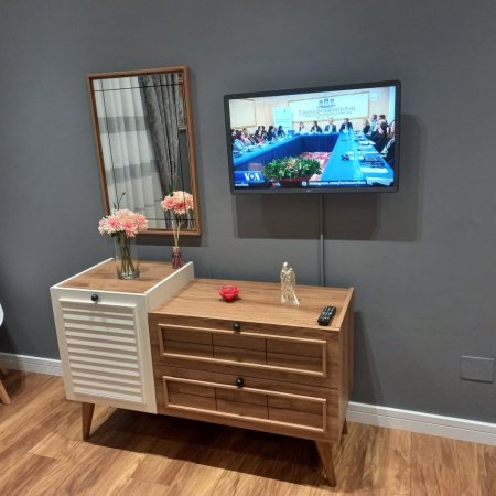 Tirane, jepet me qera apartament 1+1 Kati 4, 70 m² 750 € (Rruga e Kosovareve)