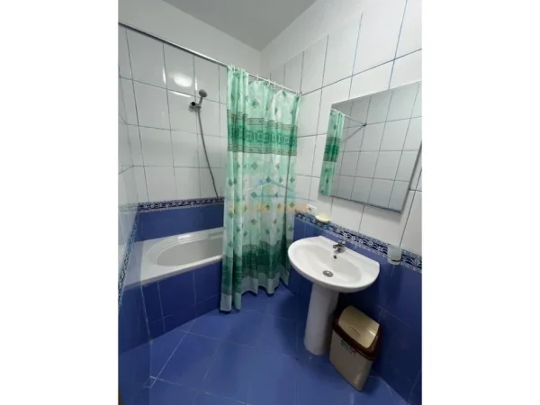 Qera, Apartament 1+1, Bllok, Tirane. 700 €