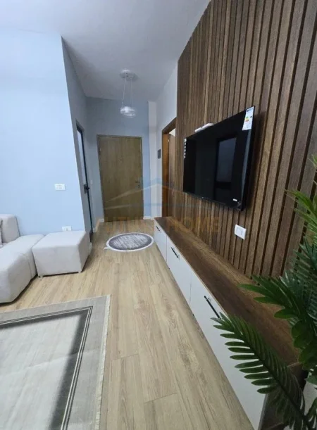 Golem, shitet apartament 1+1 , 120 m² 88.000 €   SOLD