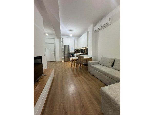 Tirane, jepet me qera apartament 1+1+Ballkon Kati 2, 63 m² 450 € (Rezidenca Kaimi)