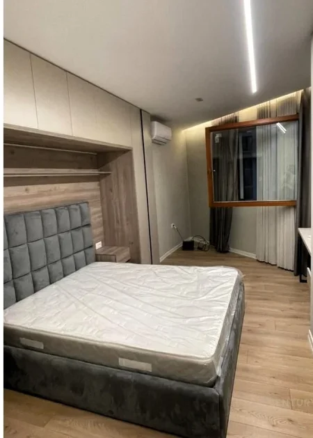 Tirane, jepet me qera apartament 1+1 Kati 5, 70 m² 850 € (Zogu i Pare)