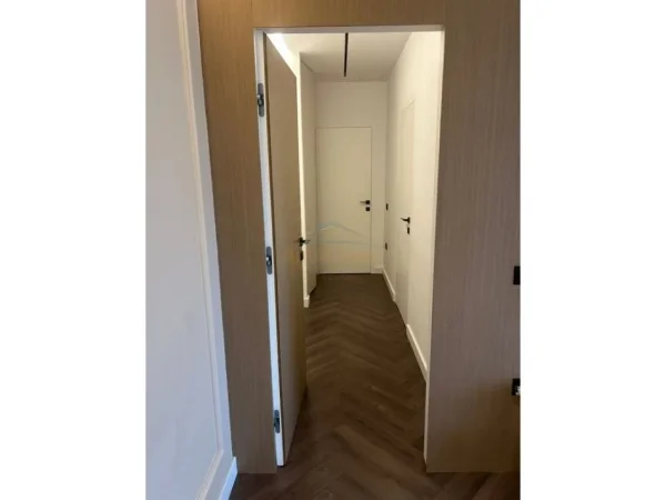 Tirane, shitet apartament 2+1+Ballkon Kati 9, 103 m² 288.000 € 