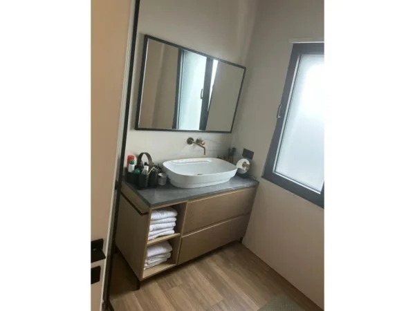 Tirane, shitet apartament 2+1+Ballkon Kati 9, 103 m² 288.000 € 