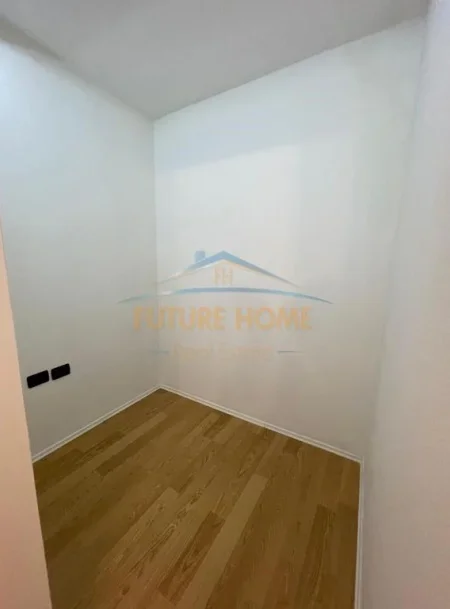 Tirane, jepet me qera apartament 1+1 Kati 2, 75 m² 600 € (Shkolla e Baletit)