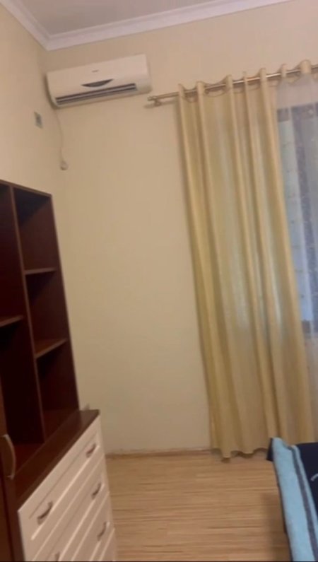 Tirane, jepet me qera 1+1 Kati 1, 65 m² 550 € (21 Dhjetori (pas Square / pas Mesdhetarit))