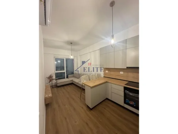 Tirane, jepet me qera apartament 1+1+Ballkon Kati 2, 55 m² 510 € (Rezidenca Oxa)