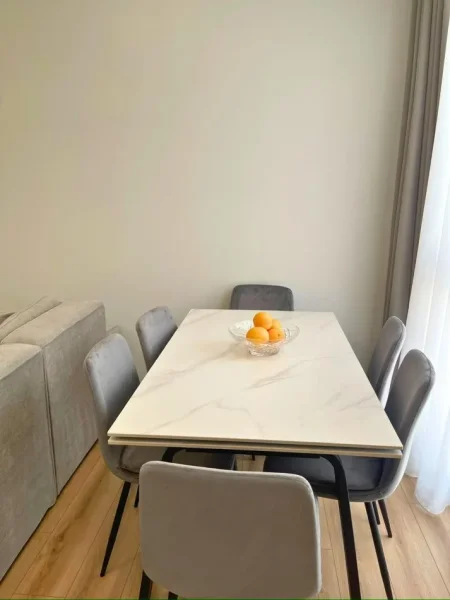 Tirane, jepet me qera apartament 1+1+Ballkon Kati 1, 68 m² 1.250 € 