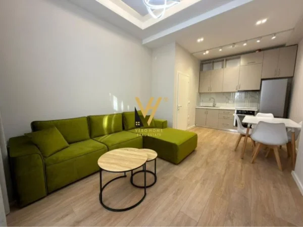 Tirane, jepet me qera apartament 1+1+Ballkon Kati 2, 60 m² 500 € (ASTIR)