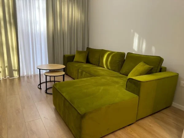 Tirane, jepet me qera apartament 1+1+Ballkon Kati 2, 60 m² 500 € (ASTIR)