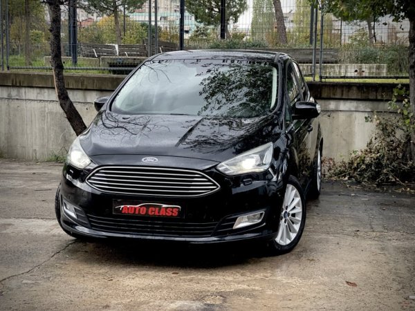 Tirane, shes makine Ford C-Max Titanium Nafte, e zeze automatik Klima 196.000 km 8.900 €