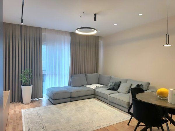 Tirane, shitet apartament 1+1 , 74 m² 175.000 € (5 maji)