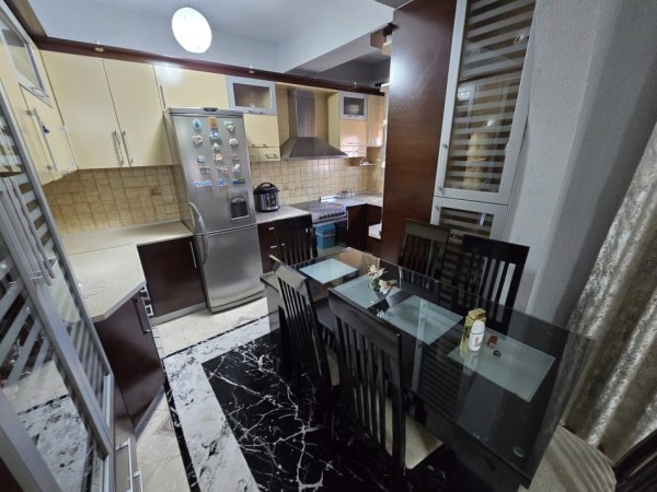 OKAZION: SHITET APARTAMENT 2 + 1 /ZONA : POGRADEC