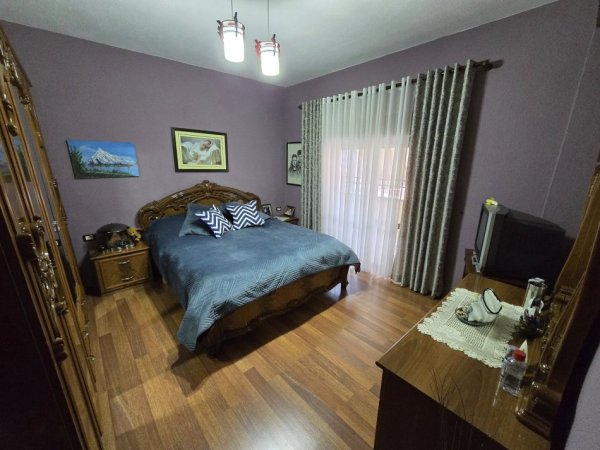 OKAZION: SHITET APARTAMENT 2 + 1 /ZONA : POGRADEC