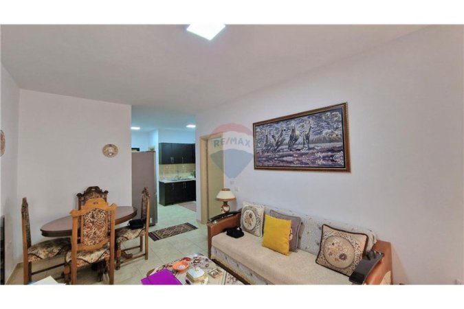 Vlore, shitet apartament 1+1 , 94 m² 97.000 € (Transballkanike, Përballë Alpet, Vlorë)