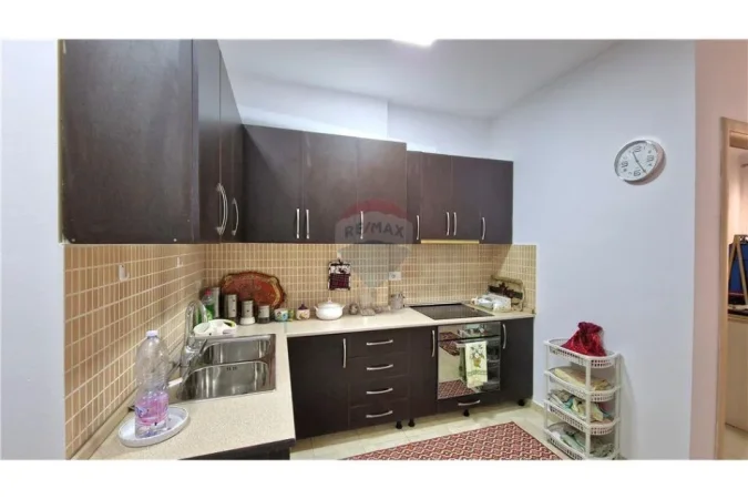 Vlore, shitet apartament 1+1 , 94 m² 97.000 € (Transballkanike, Përballë Alpet, Vlorë)