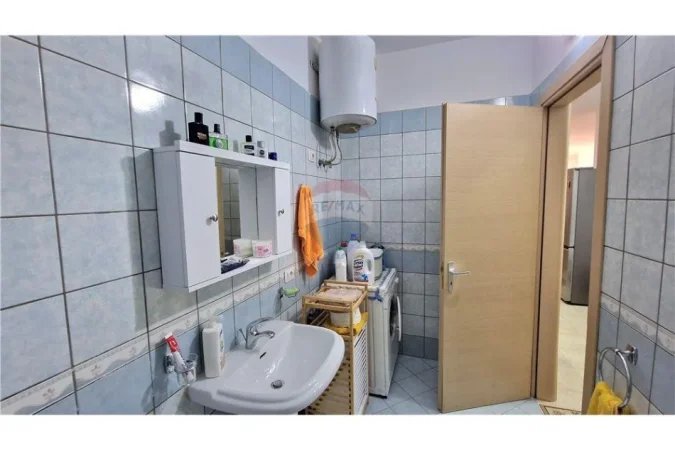 Vlore, shitet apartament 1+1 , 94 m² 97.000 € (Transballkanike, Përballë Alpet, Vlorë)
