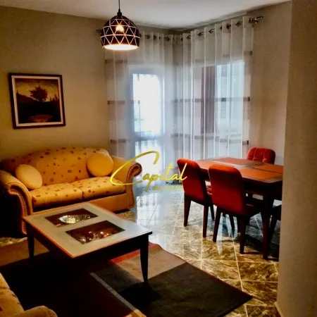 Tirane, jepet me qera apartament 2+1 Kati 1, 105 m² 600 € (MINE PEZA)