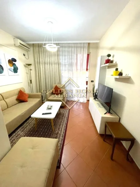 Tirane, shitet apartament 2+1 Kati 7, 85 m² 
