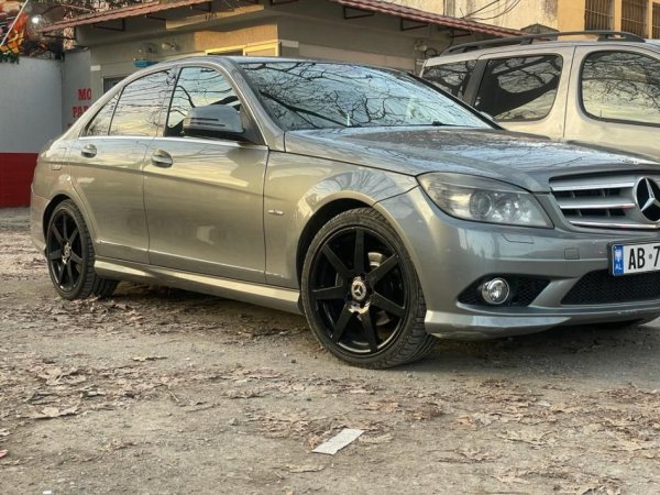 Mercedes Benz C200 Kompresor Benzine-Gaz! (6800 Euro)