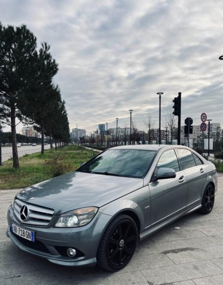 Mercedes Benz C200 Kompresor Benzine-Gaz! (6800 Euro)
