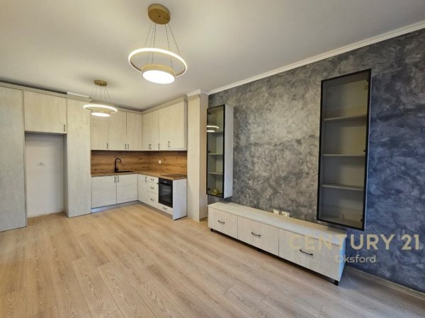 Tirane, shitet apartament 1+1 Kati 1, 61 m² 155.000 € (Bulevardi i ri)