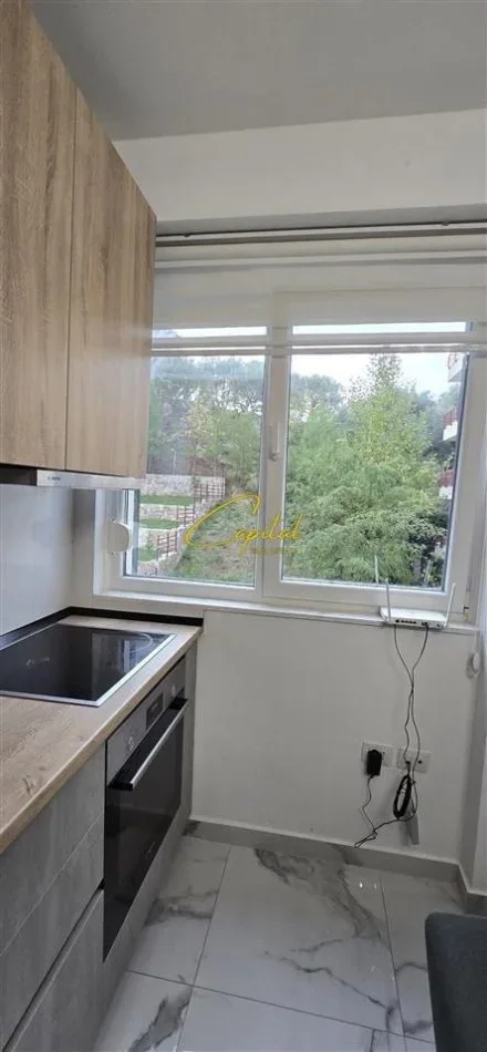 Tirane, jepet me qera apartament 2+1 Kati 3, 85 m² 630 € (LIQENI I THATE)