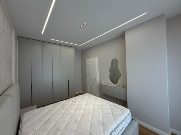 Tirane, shitet apartament 1+1 Kati 4, 61 m² 121.000 € (Vila L.)