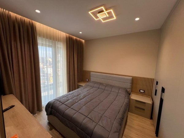 Tirane, jepet me qera apartament 1+1 Kati 5, 70 m² 600 € (Jordan Misja)