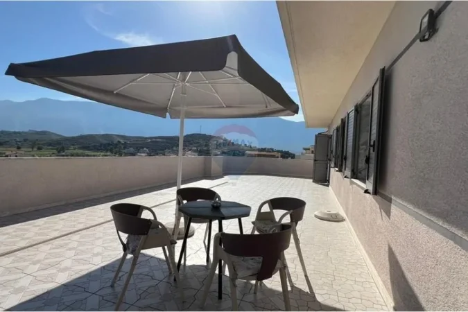 Radhime - Orikum, shitet apartament+verande | Penthouse 3+1 , 120 m² 198.000 € (Orikum, Vlore)