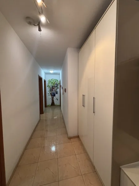 Tirane, jepet me qera apartament Kati 4, (Sami Frasheri)