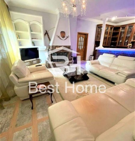 Tirane, jepet me qera apartament 2+1+BLK Kati 4, 120 m² 850 Euro (Bllok, Rruga Nikolla Tupe, prane Viles Ferdinand)