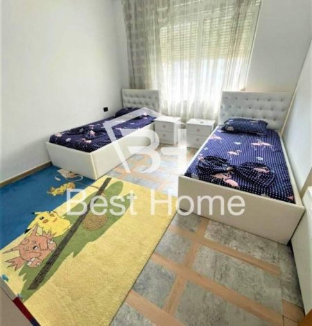 Tirane, jepet me qera apartament 2+1+BLK Kati 4, 120 m² 850 Euro (Bllok, Rruga Nikolla Tupe, prane Viles Ferdinand)