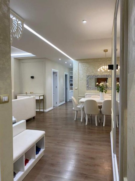 Tirane, shes apartament 3+1+BLK Kati 4, 160 m² 215.000 Euro (kopshti zologjik)