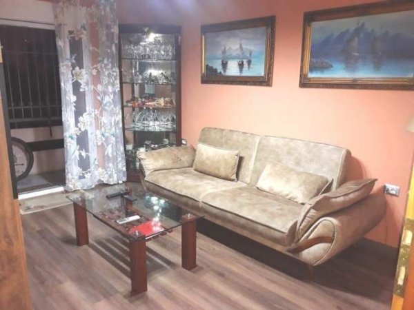 Tirane, shes apartament 2+1 kati 2, 70 m² 90.000 Euro
