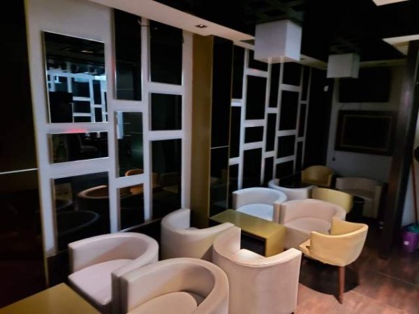 Tirane, jap me qera lokal Kati 0, 90 m² 470 Euro (Dibres)