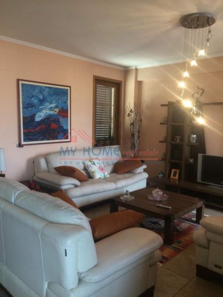 Tirane, jepet me qera apartament 1+1+BLK Kati 6, 120 m² 500 Euro (RRUGA E DURRSIT)