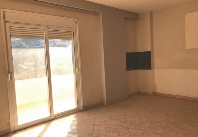 Vlore, shitet apartament 99 m² 48.000 Euro