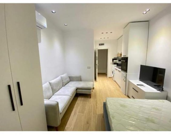 Tirane, jepet me qera apartament 1+1 Kati 4, 40 m² 330 Euro (mine peza)