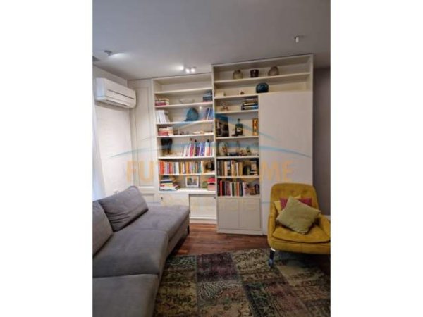 Tirane, jap me qera apartament 2+1 Kati 1, 100 m² 500 Euro (Rruga e Barrikadave)