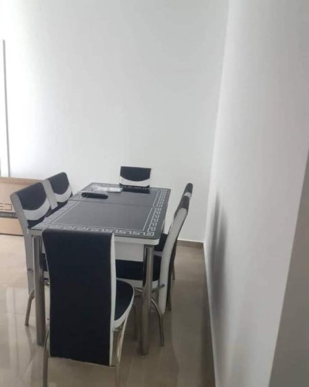 Tirane, jap me qera apartament 1+1 Kati 7,Blloku
