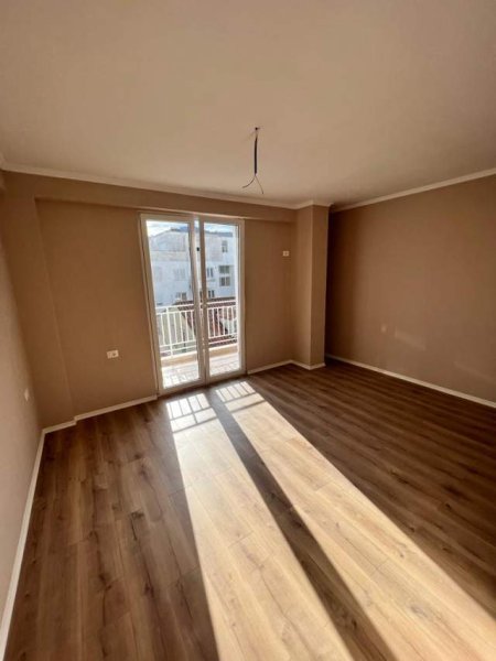 Tirane, shes apartament duplex 2+1+A+BLK Kati 6, 200 m² 190.000 Euro (Mbi Komunen e Parisit)