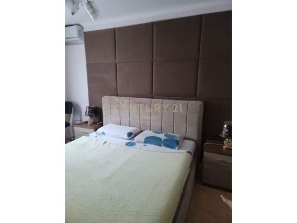 Tirane, jap me qera apartament 2+1+BLK Kati 5, 75 m² 350 Euro (Rruga Frosina Plaku Tirana, Albania)
