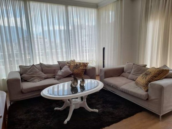 Tirane, ofert apartament 2+1 Kati 7, 117 m² 750 Euro ("Vaso Pasha" Tirana, Albania)