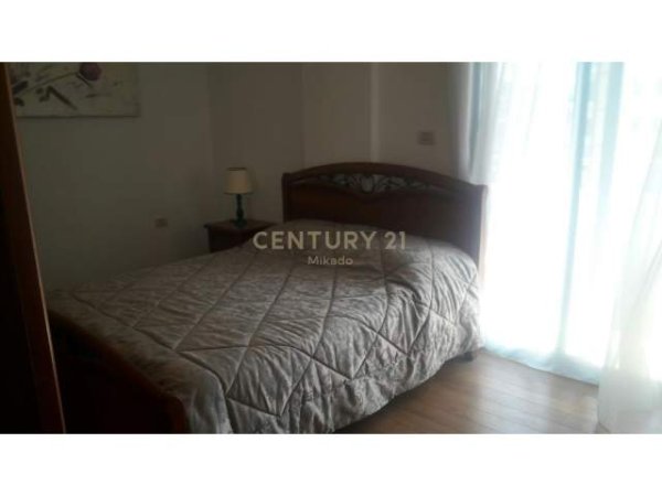 Tirane, ofert apartament 2+1 Kati 7, 117 m² 750 Euro ("Vaso Pasha" Tirana, Albania)
