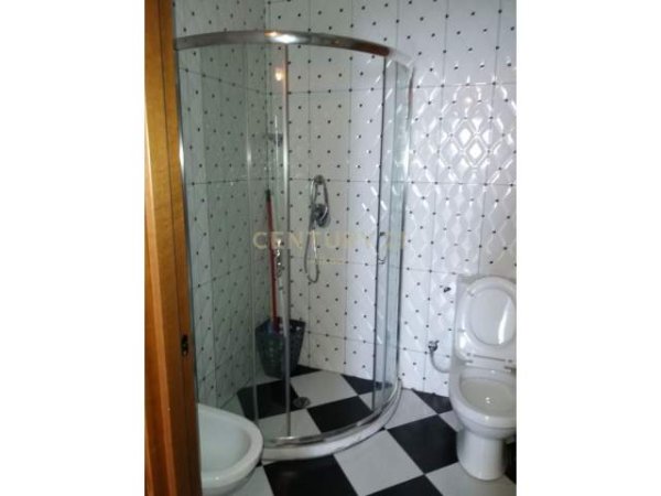 Tirane, ofert apartament 2+1 Kati 7, 117 m² 750 Euro ("Vaso Pasha" Tirana, Albania)