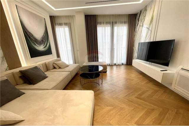 Tirane, jepet me qera apartament 2+1+A+BLK Kati 9, 164 m² 1.500 Euro (Rruga e Barrikadave)