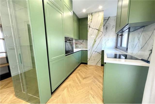 Tirane, jepet me qera apartament 2+1+A+BLK Kati 9, 164 m² 1.500 Euro (Rruga e Barrikadave)