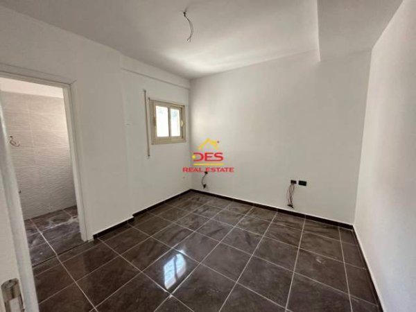 Vlore, ofert apartament 1+1+BLK 69 m² 105.000 Euro (Rruga Aleksander Moisiu)