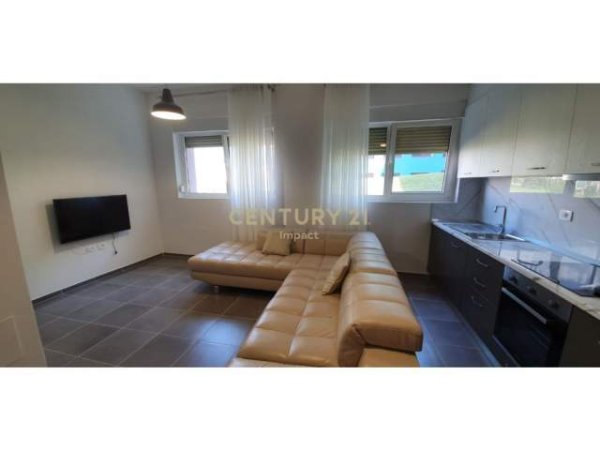 Tirane, jepet me qera apartament 2+1+BLK Kati 1, 82 m² 430 Euro (Ali Demi)